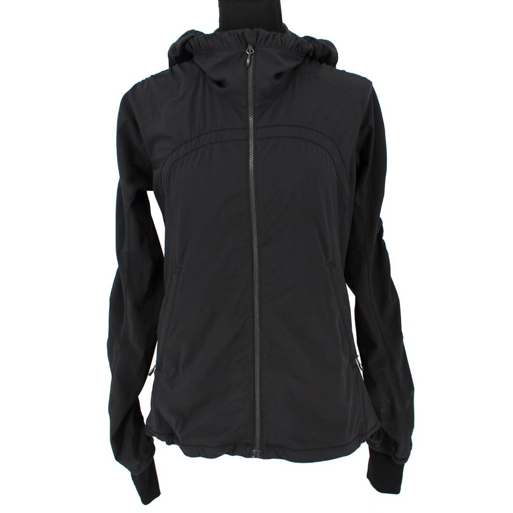 Lululemon Black Nylon Mesh Lined Hooded Jacket size 2 Small XS Tuck Away Hood